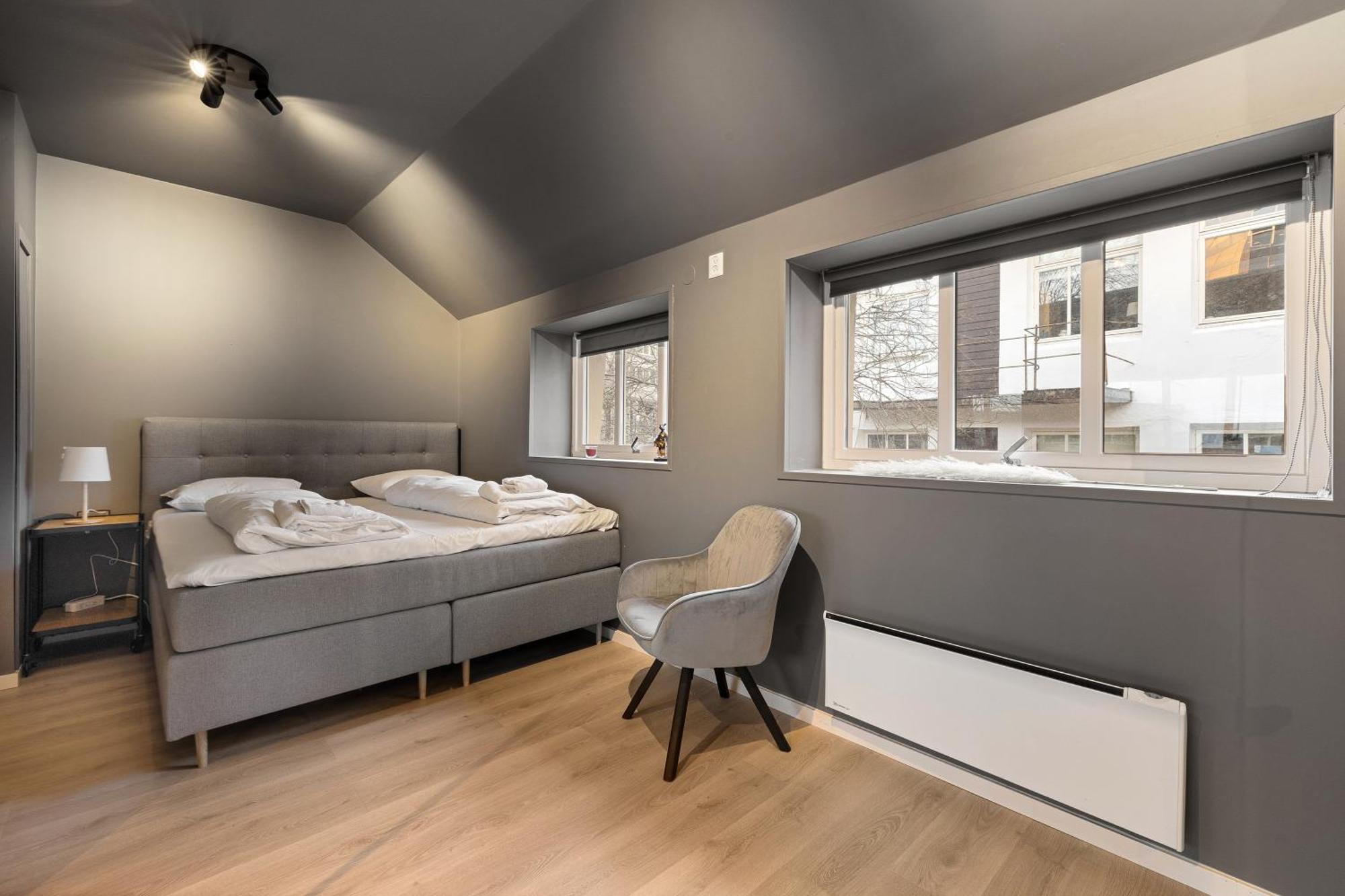 Homerentals L 120Sqm Mid-Central - King Beds - 500Mbps Wi-Fi เบอร์เกน ภายนอก รูปภาพ